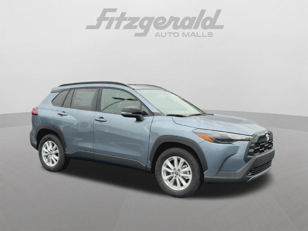 New 2026 Toyota Corolla Cross LE w/ Moonroof Package AWD/4WD image 2