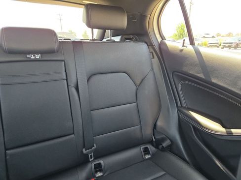 Used 2018 Mercedes-Benz GLA 250 image 6