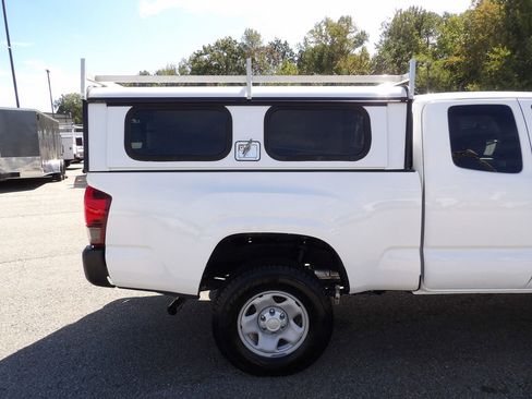 Used 2021 Toyota Tacoma SR RWD image 45