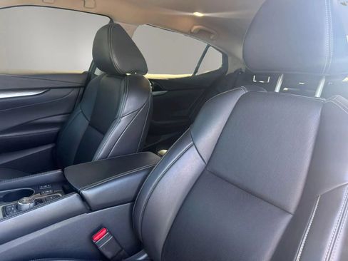 Used 2023 Nissan Maxima SV w/ Floor Mat Group FWD image 15