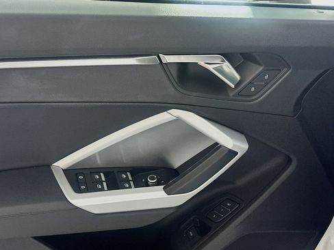 Used 2024 Audi Q3 2.0T Premium image 15