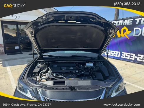 Used 2022 Lexus ES 300h w/ Premium Package FWD image 27