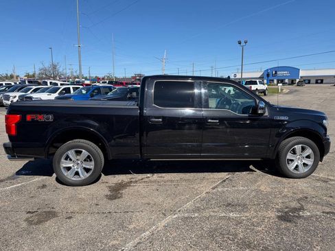 Used 2019 Ford F150 Platinum w/ FX4 Off-Road Package AWD/4WD image 4