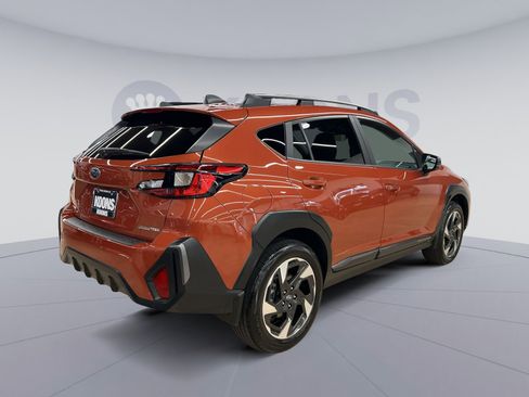 Used 2025 Subaru Crosstrek 2.5i Limited w/ Crosstrek Mirror Package image 4
