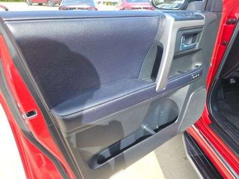 Used 2020 Toyota 4Runner Limited image 13