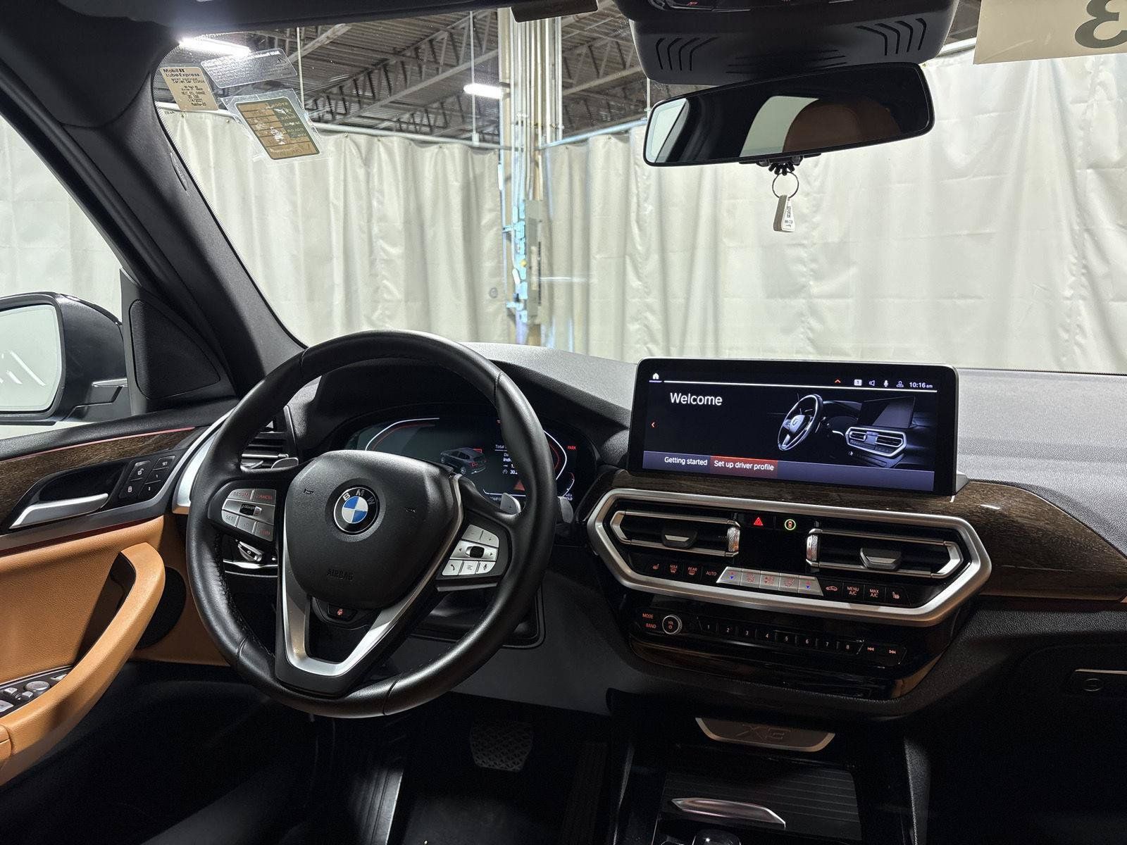 Used 2023 BMW X3 xDrive30i w/ Premium Package AWD/4WD image 4