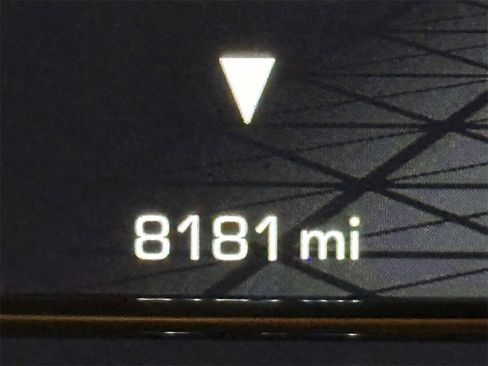 Used 2024 GMC Yukon SLT w/ SLT Luxury Package image 30