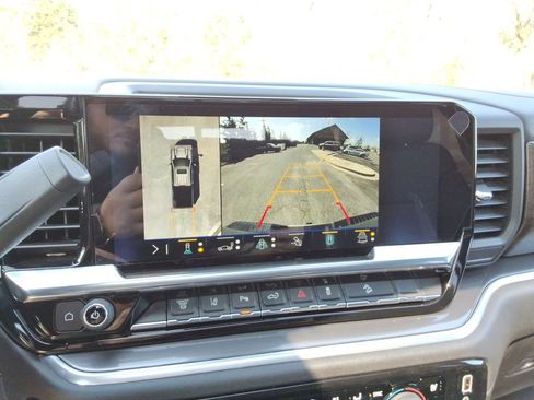 New 2026 Chevrolet Silverado 3500 High Country w/ High Country Premium Package AWD/4WD image 31