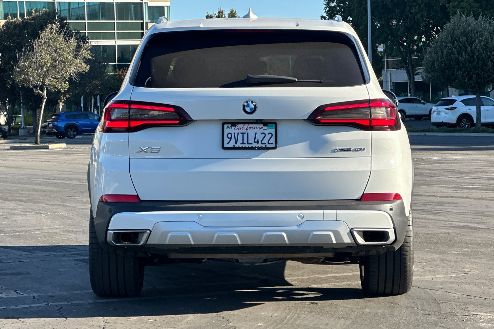 Used 2023 BMW X5 xDrive40i w/ Premium Package AWD/4WD image 5
