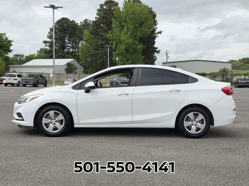 Used 2017 Chevrolet Cruze LS image 2