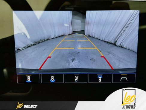 Used 2022 Chevrolet Corvette Stingray Preferred Conv w/ Z51 Performance Package RWD image 18