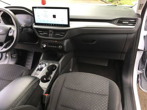 Used 2025 Ford Escape Active w/ Tech Pack #1 AWD/4WD image 29