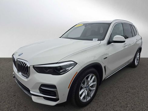 Used 2023 BMW X5 xDrive45e w/ Climate Comfort Package image 3