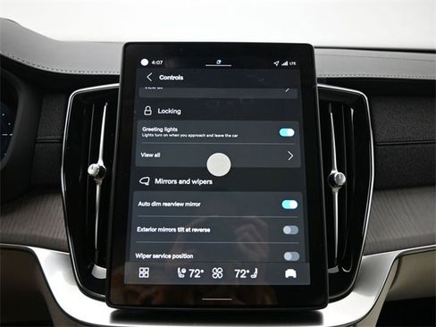 New 2026 Volvo XC90 T8 Ultra image 18