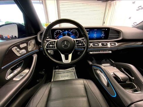 Used 2021 Mercedes-Benz GLE 450 4MATIC image 4