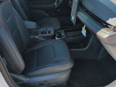 New 2025 Ford Mustang Mach-E Premium w/ Sport Appearance Package image 21