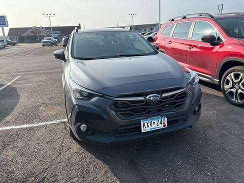 Used 2024 Subaru Crosstrek 2.0i Premium AWD/4WD image 3