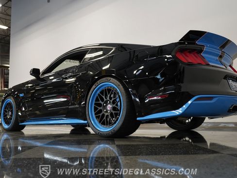 Used 2016 Ford Mustang GT Premium w/ GT Performance Package image 10