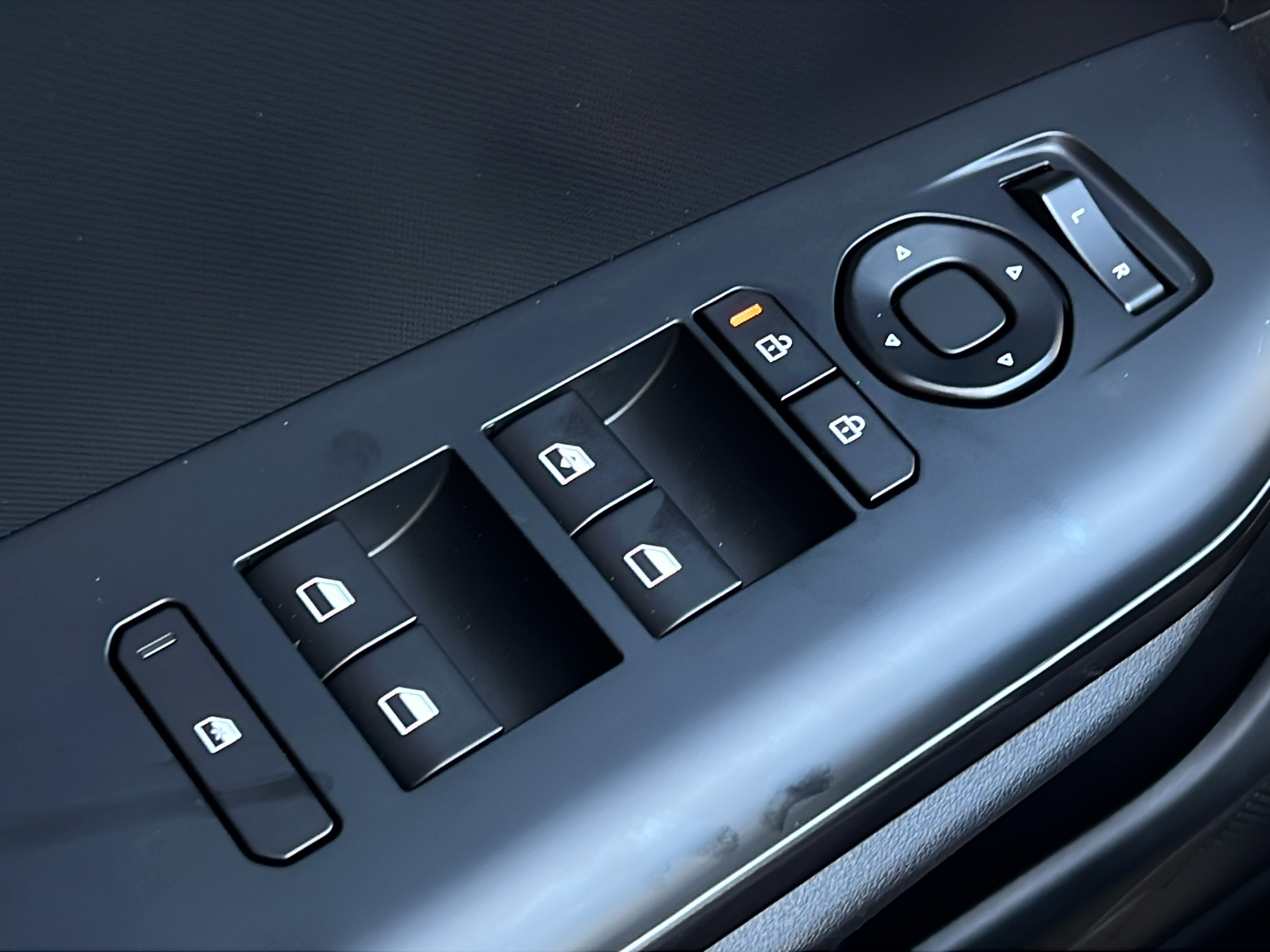 New 2026 Kia K4 FWD image 16