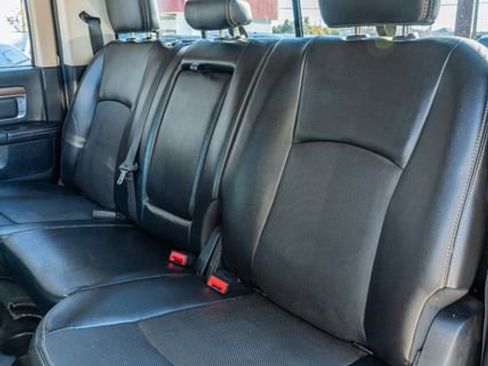 Used 2014 RAM 3500 Laramie image 36