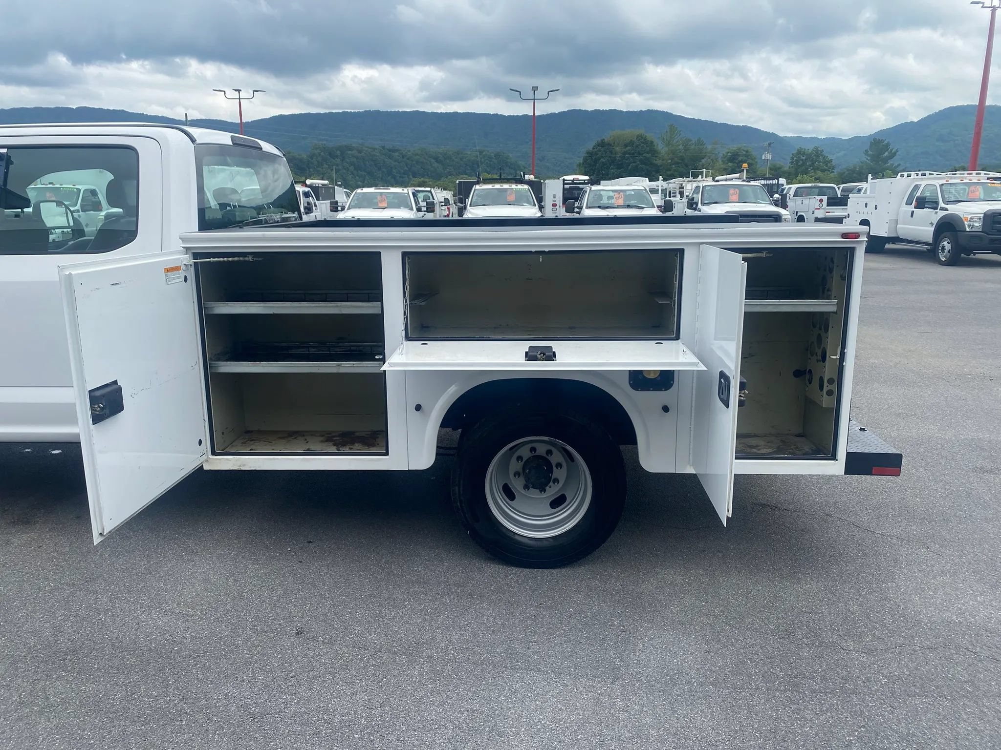 Used 2017 Ford F350 XL RWD image 28