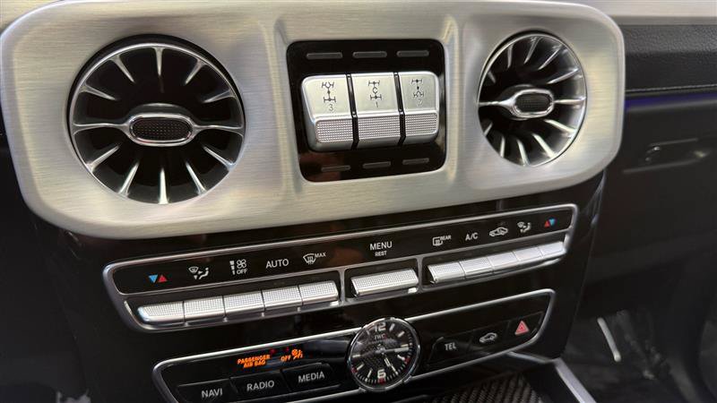 Used 2023 Mercedes-Benz G 63 AMG 4MATIC w/ Seat Comfort Package image 45
