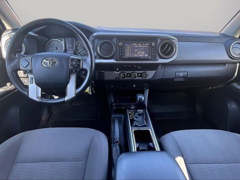 Used 2017 Toyota Tacoma SR5 w/ Tow Package image 15