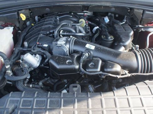 Used 2021 Jeep Grand Cherokee L Limited RWD image 31