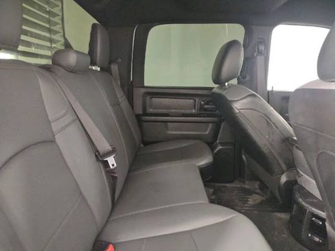 Used 2022 RAM 3500 Tradesman w/ Chrome Appearance Group AWD/4WD image 17