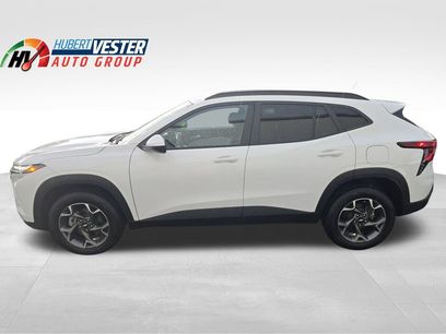 Used 2025 Chevrolet Trax LT w/ Driver Confidence Package