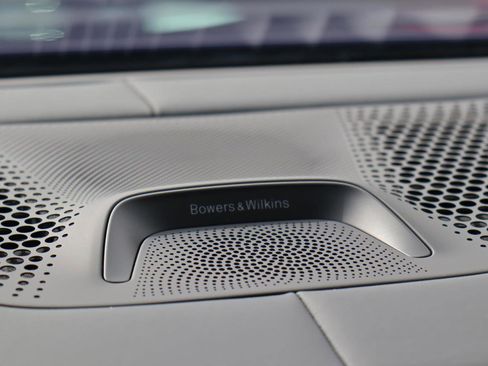 Used 2024 BMW X6 M Competition w/ Executive Package image 27