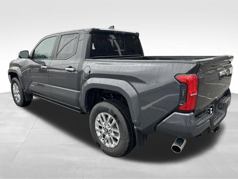 Certified 2025 Toyota Tacoma Limited image 3