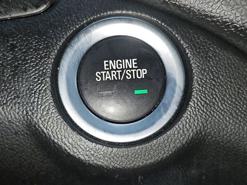 Used 2019 Chevrolet Equinox LT AWD/4WD image 17