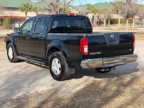Used 2005 Nissan Frontier SE w/ (J01) Sunroof Pkg image 7