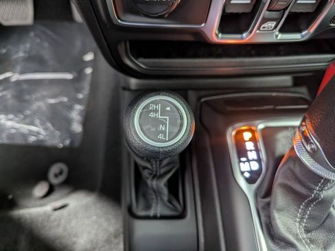 New 2026 Jeep Gladiator Sport image 25