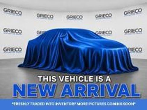 Used 2014 Chevrolet Cruze LS FWD image 1