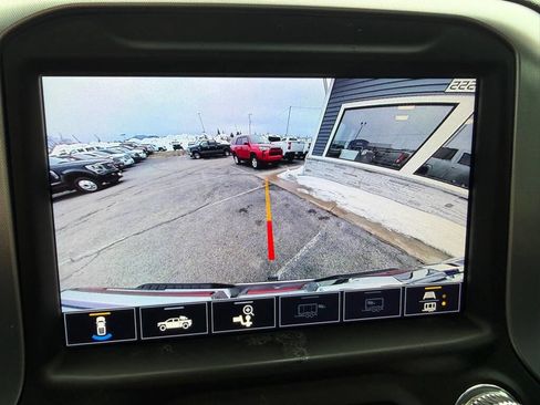 Used 2022 GMC Sierra 3500 SLT image 27