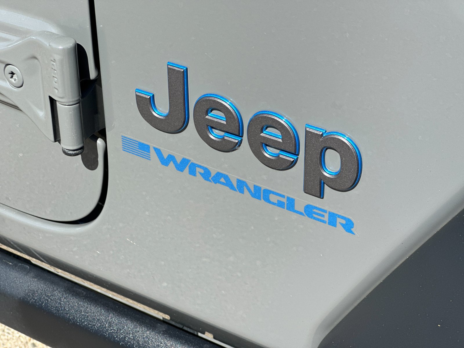 Used 2023 Jeep Wrangler Unlimited Rubicon 4xe AWD/4WD image 39