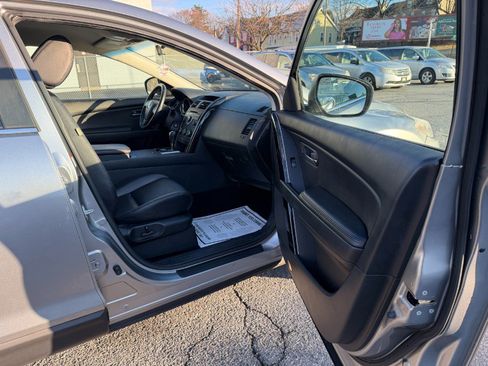 Used 2010 MAZDA CX-9 Touring image 15