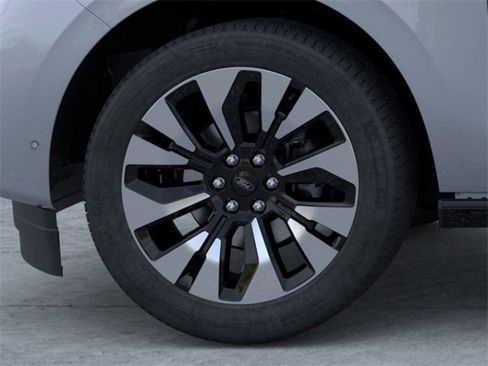 New 2026 Ford Expedition Platinum w/ Driver's Package image 19