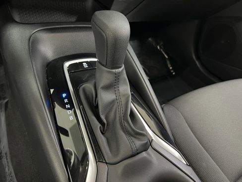 Used 2025 Toyota Corolla LE image 23