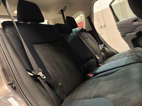 Used 2015 Honda CR-V LX image 27