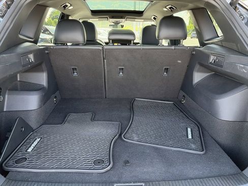 Certified 2026 Volkswagen Tiguan SE R-Line FWD image 14
