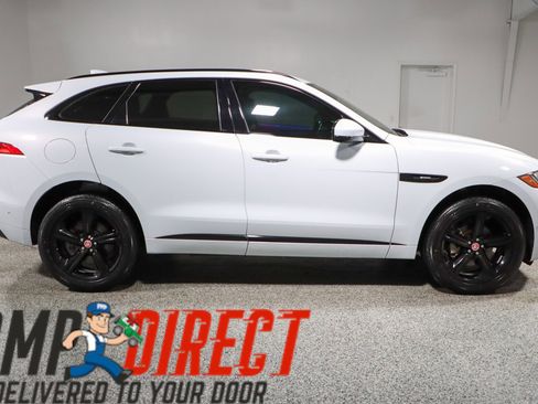 Used 2018 Jaguar F-PACE R-Sport image 6