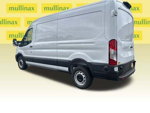 New 2025 Ford Transit 250 148 Medium Roof w/ Load Area Protection Package image 5