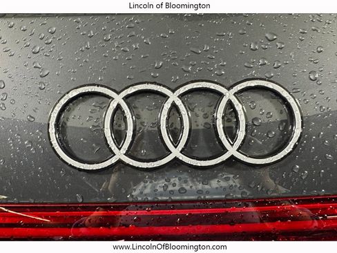Used 2025 Audi Q5 Premium w/ Convenience Package AWD/4WD image 28
