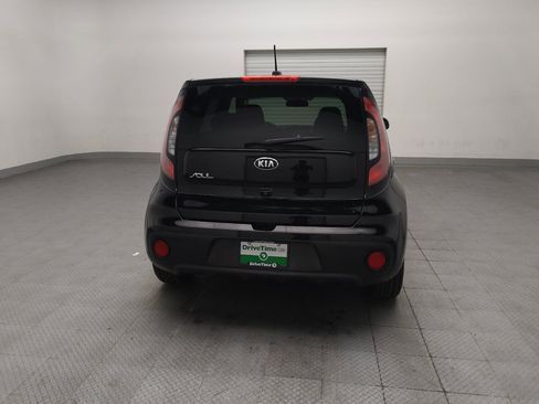 Used 2019 Kia Soul FWD image 7