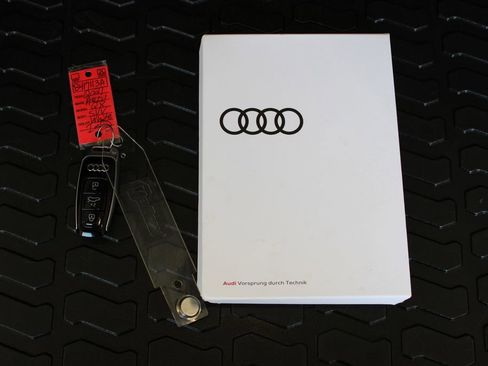 Used 2021 Audi Q8 Prestige w/ Prestige Package AWD/4WD image 30