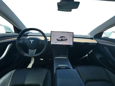 Used 2023 Tesla Model 3 Standard Range RWD image 18