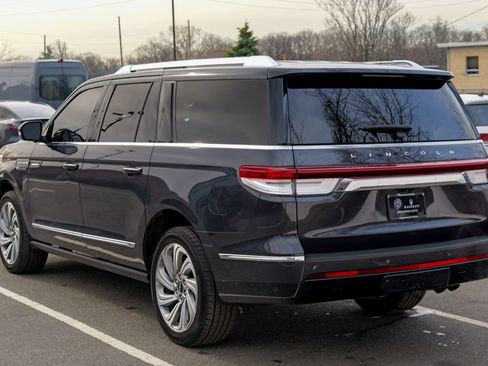 Used 2023 Lincoln Navigator L Reserve AWD/4WD image 5